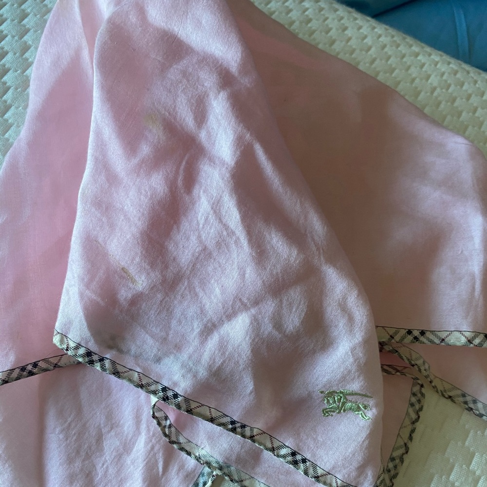 burberry handkerchief pink